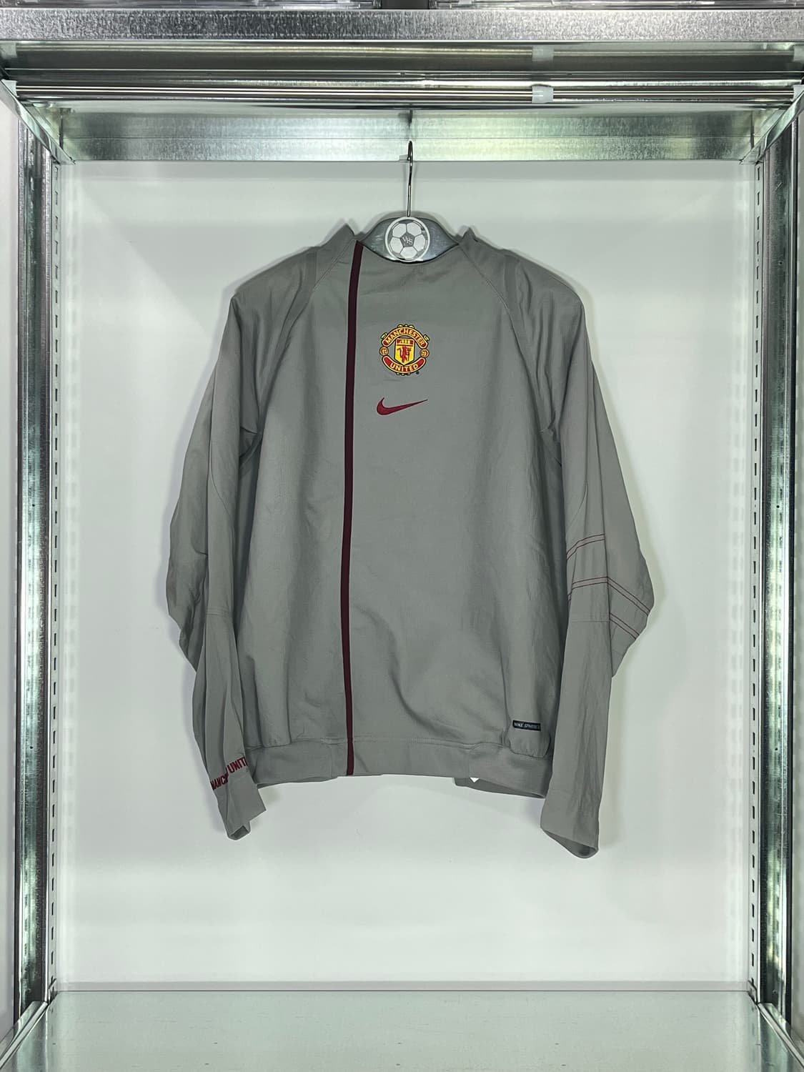 나이키 맨체스터 유나이티드 FC 쉘탑 상품이미지1