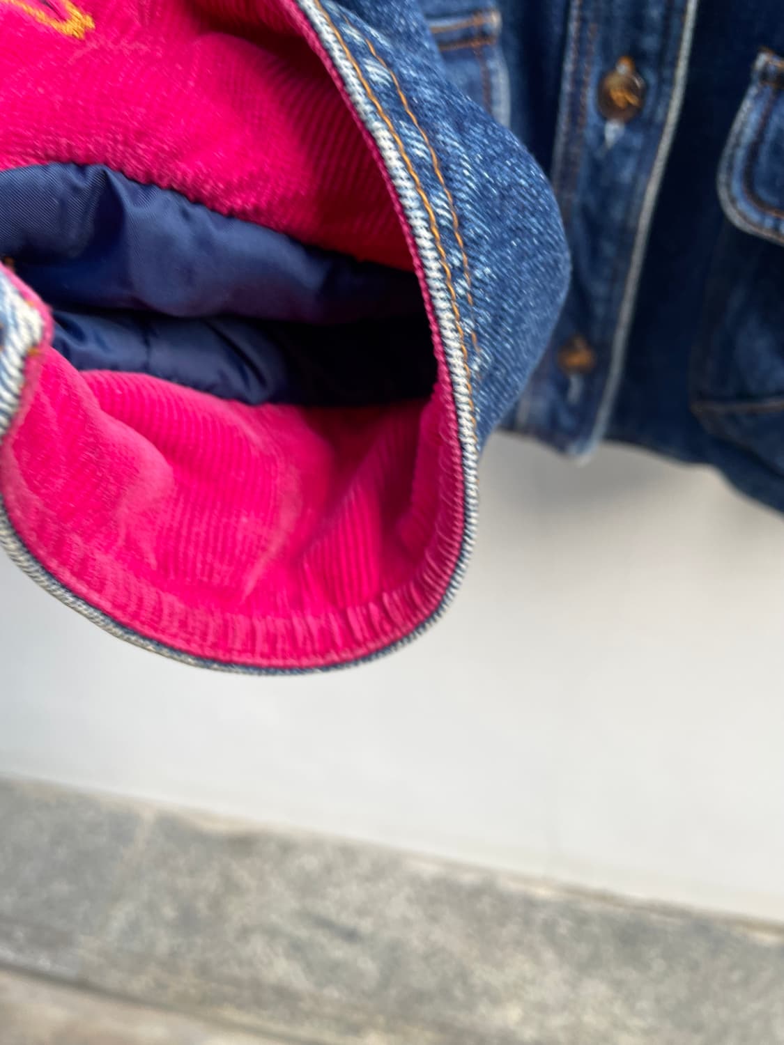 London Fog denim jacket with pink detail 상품이미지5