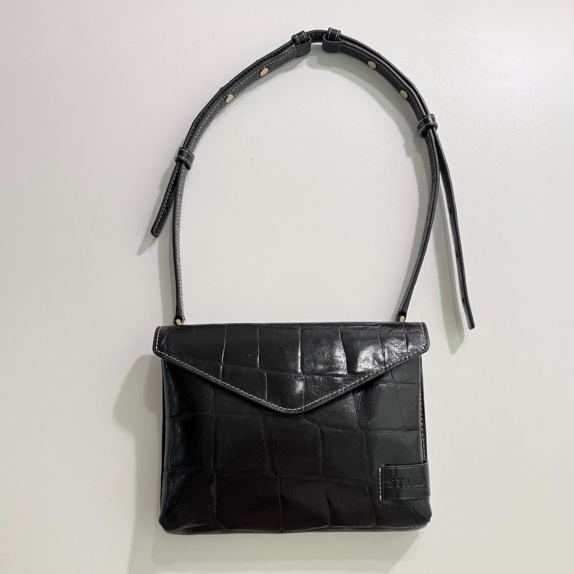 스타우드 레더숄더백 상품이미지3