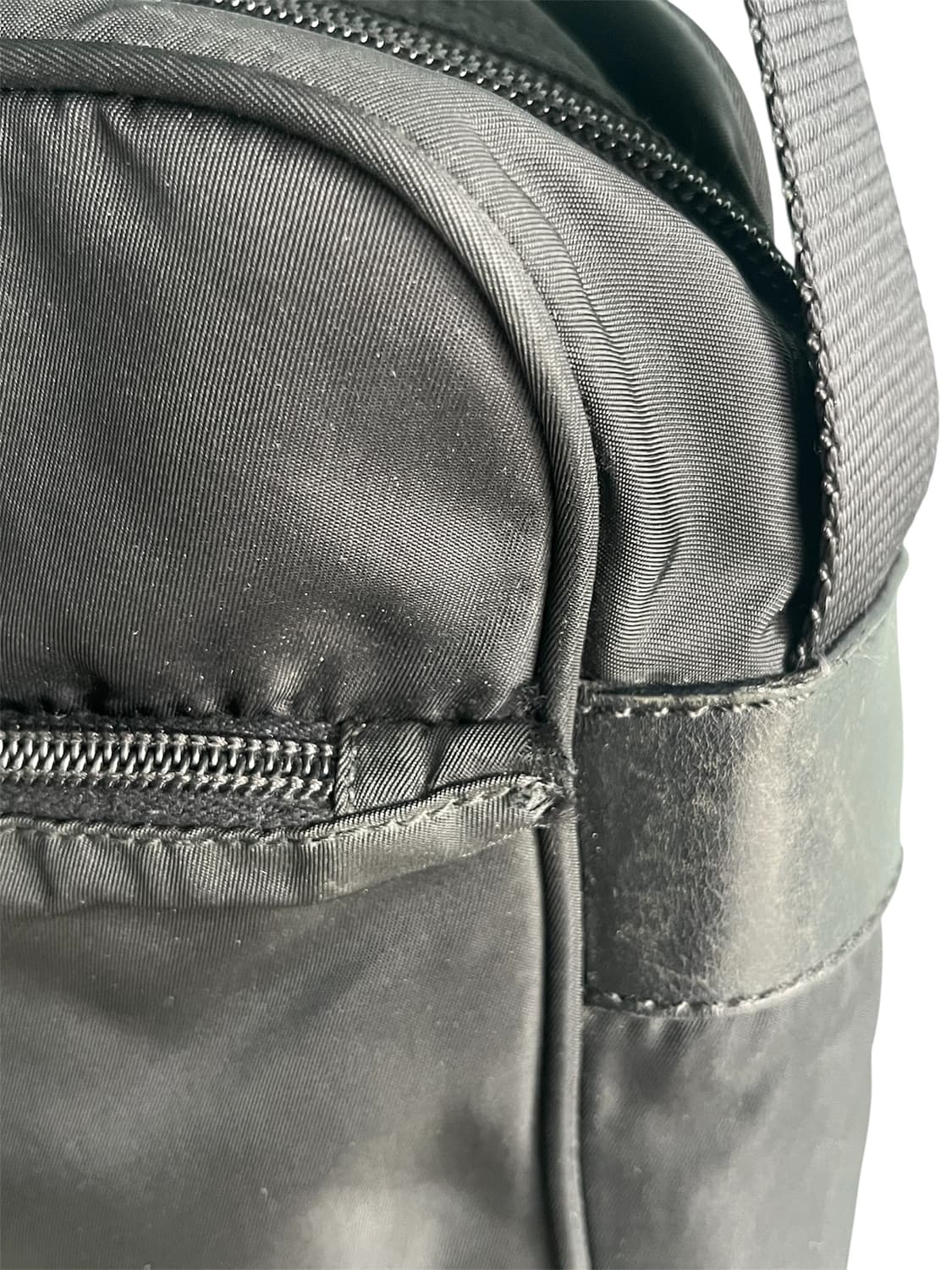 [OS] 프라다 나일론 포코노 크로스백 상품이미지4