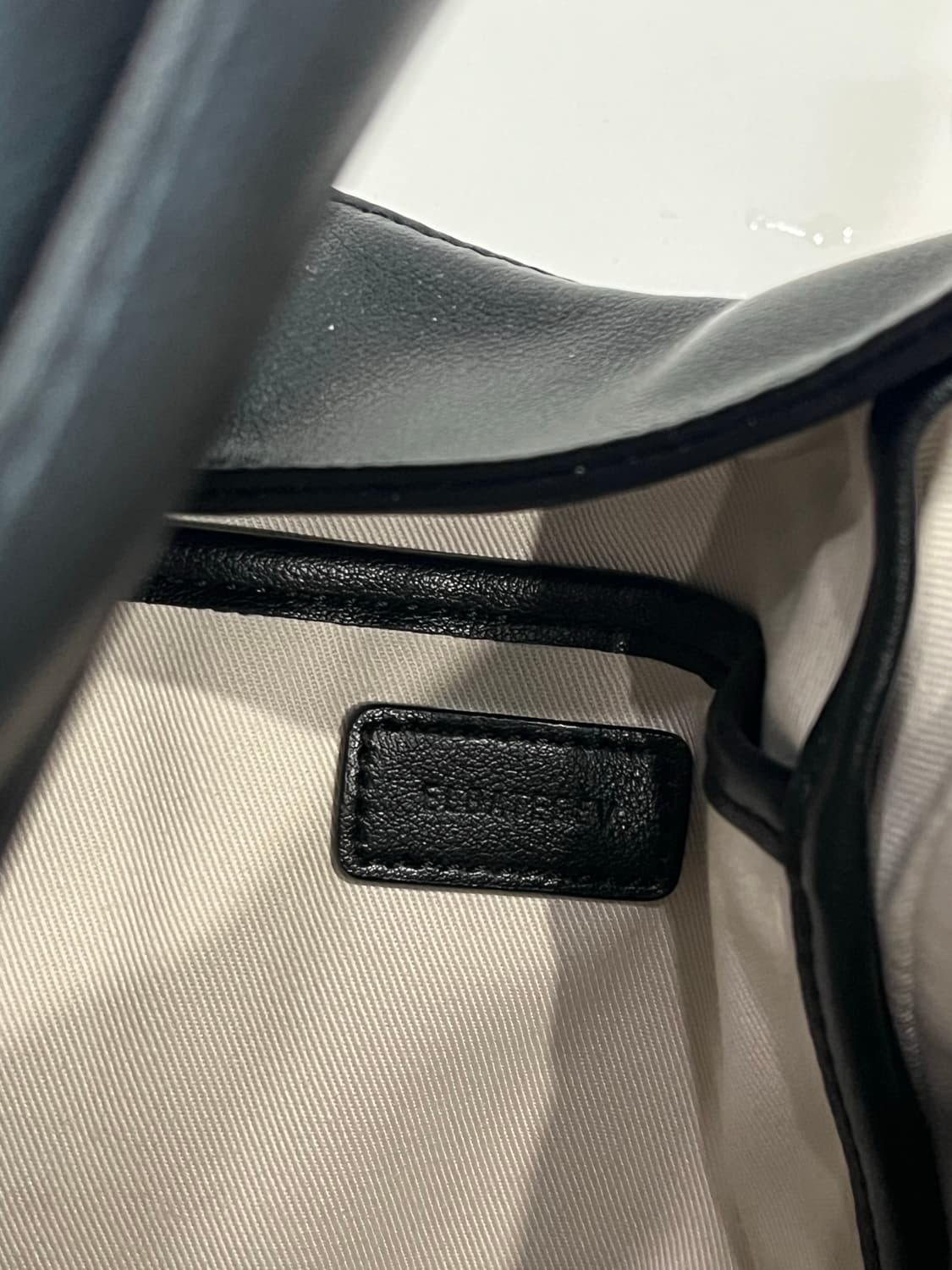 엘바테게브 버킷 크로스백 상품이미지3