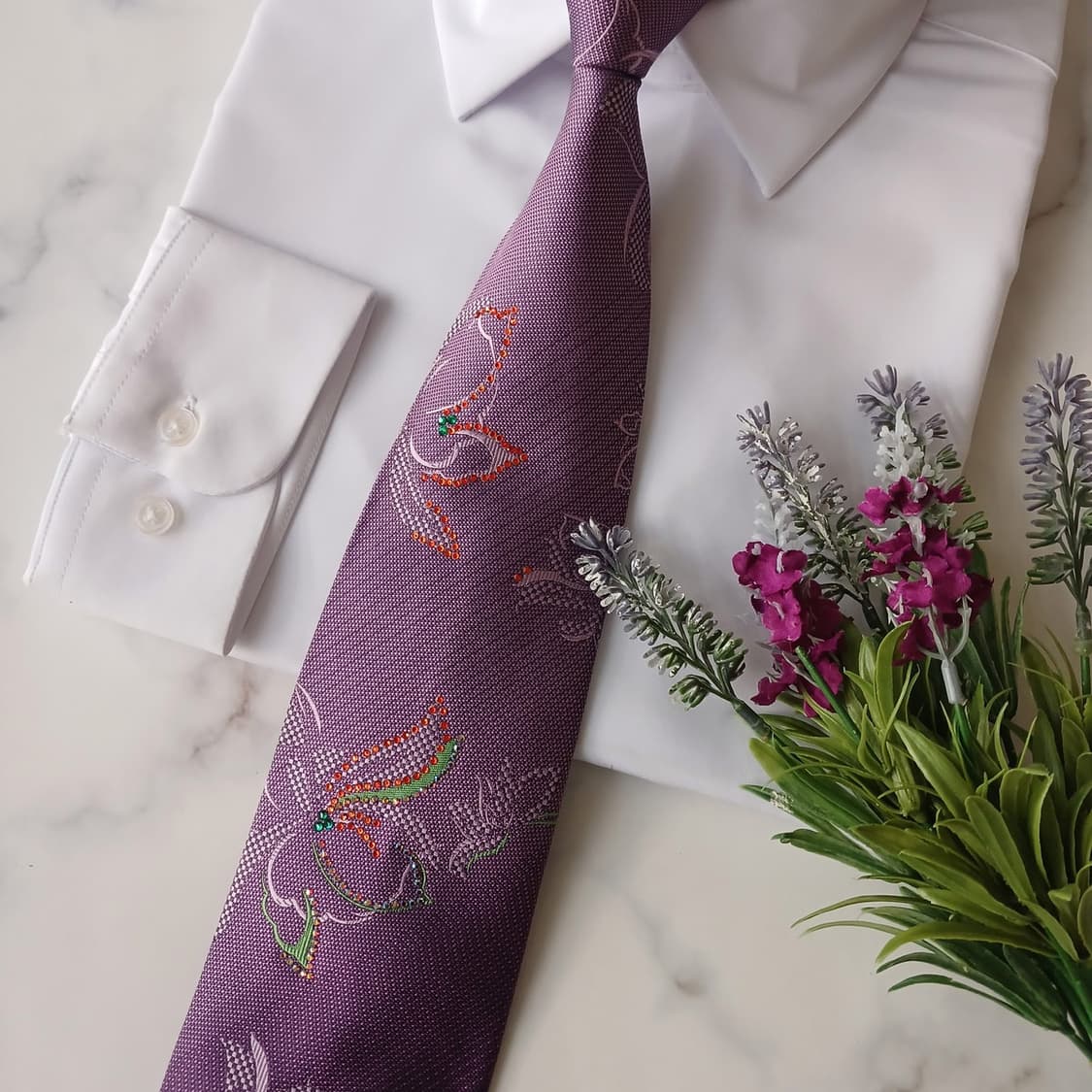 니나리치 실크 퍼플 플로럴 패턴 넥타이 9.8cm A+등급 A19247
 상품이미지7