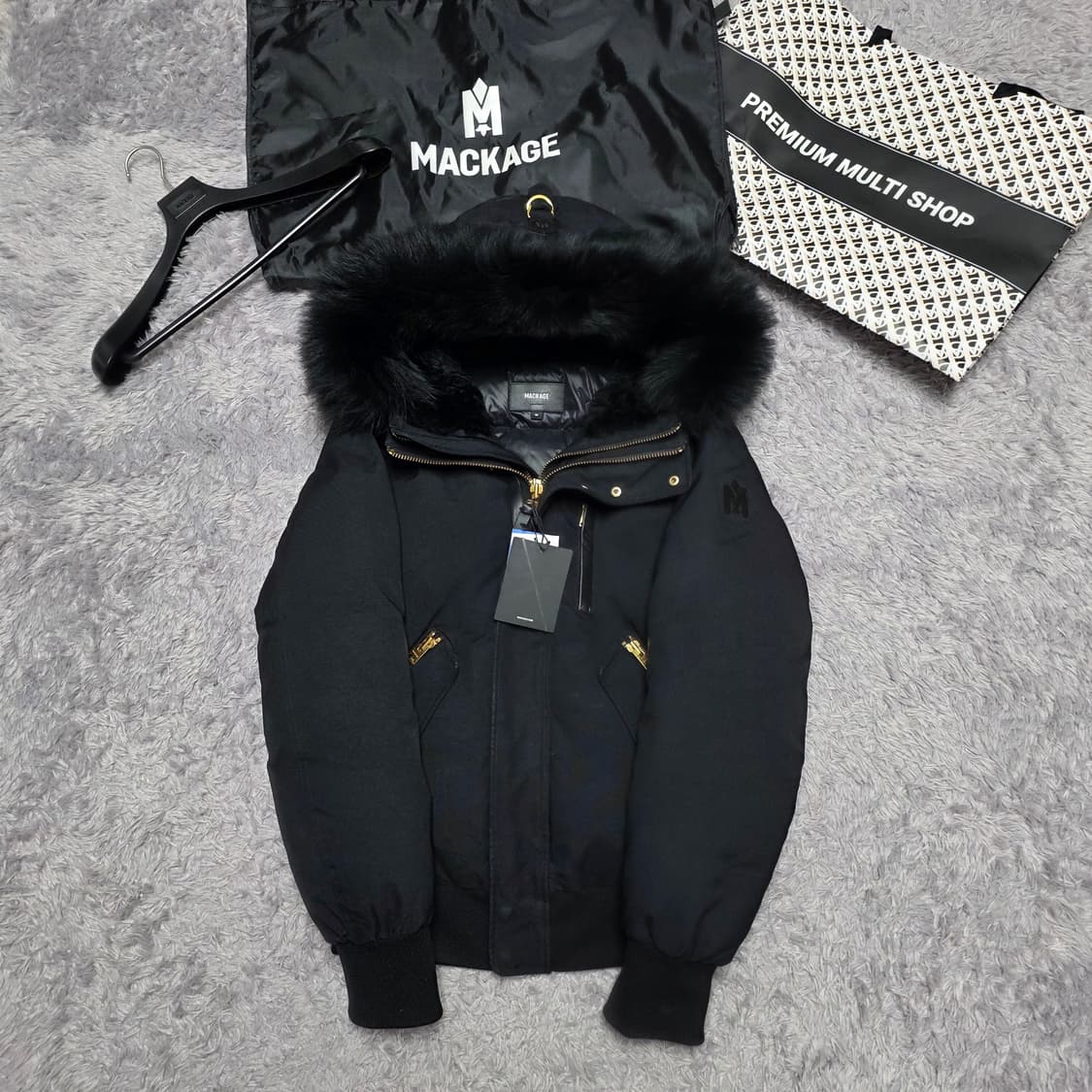 {클로젯}[36][22~23F/w]맥케이지 딕슨 블랙 금장 숏 다운 패딩 상품이미지1