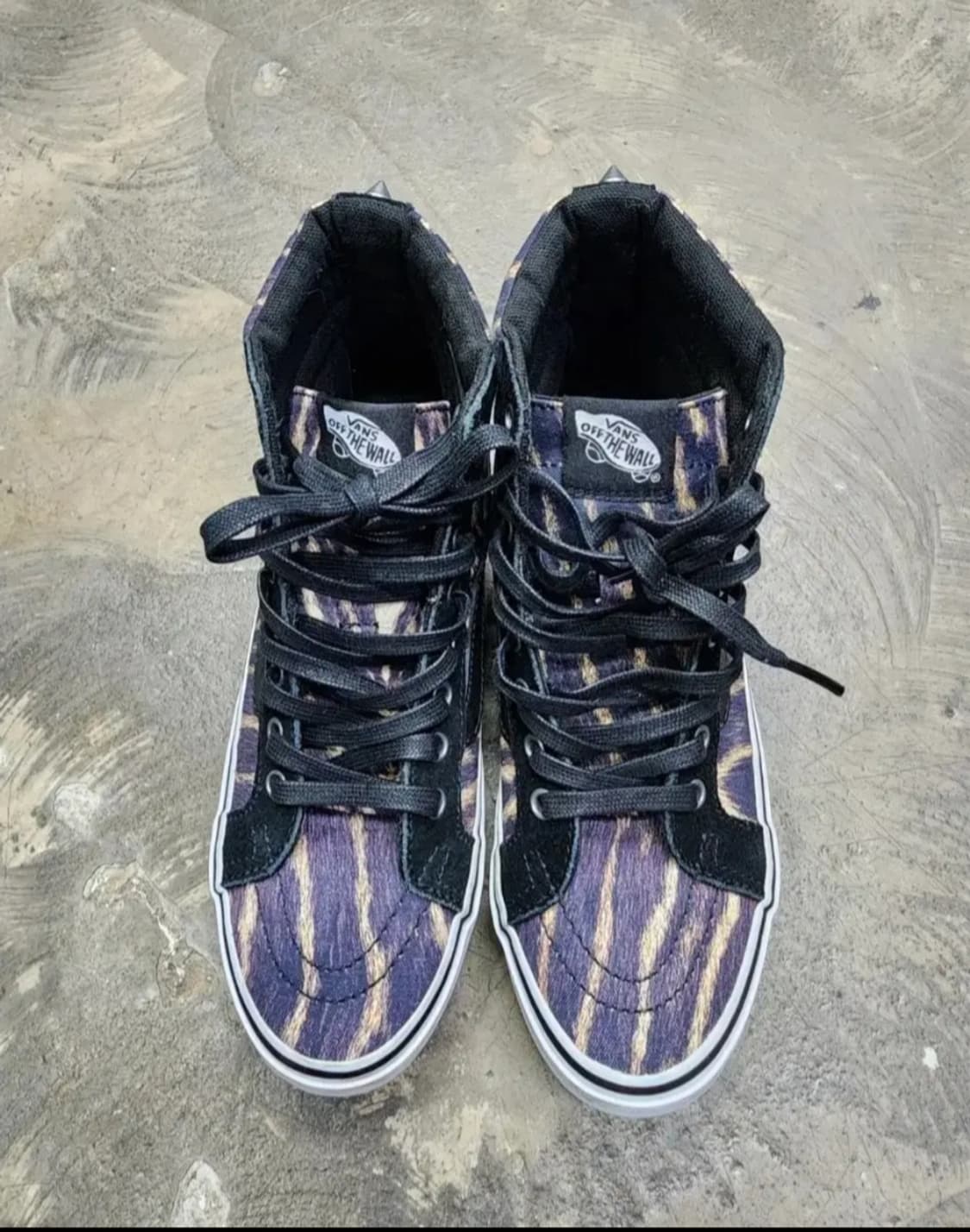 반스오프더월 하이탑 240 상품이미지1