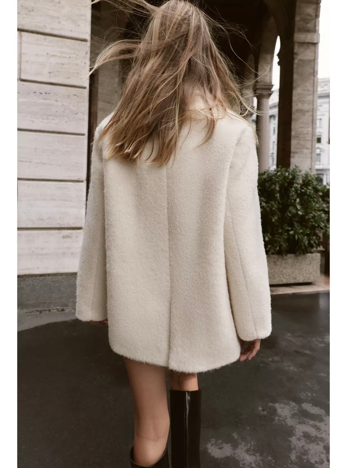 자라 부클 더블 브레스트 세미 롱 코트 M사이즈 상품이미지2