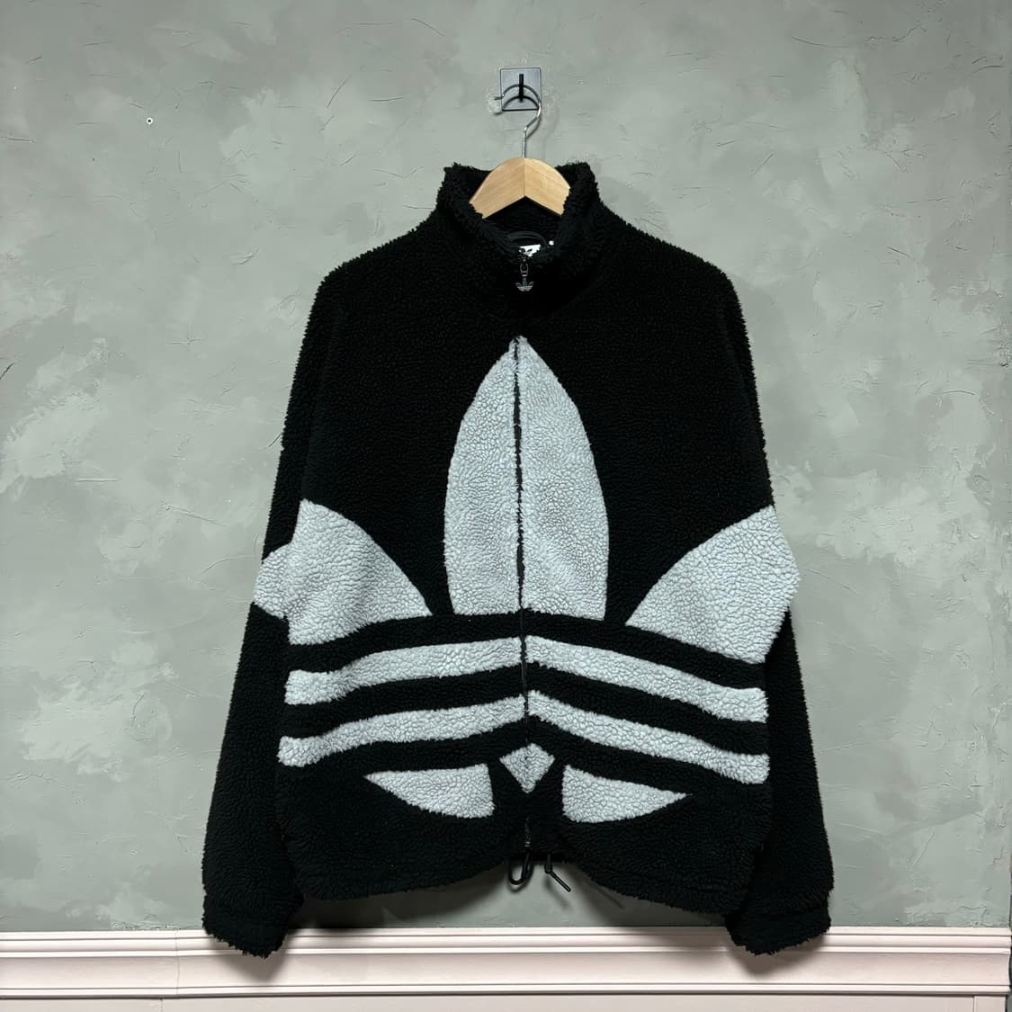 아디다스 파이어버드 빅로고 후리스 상품이미지1