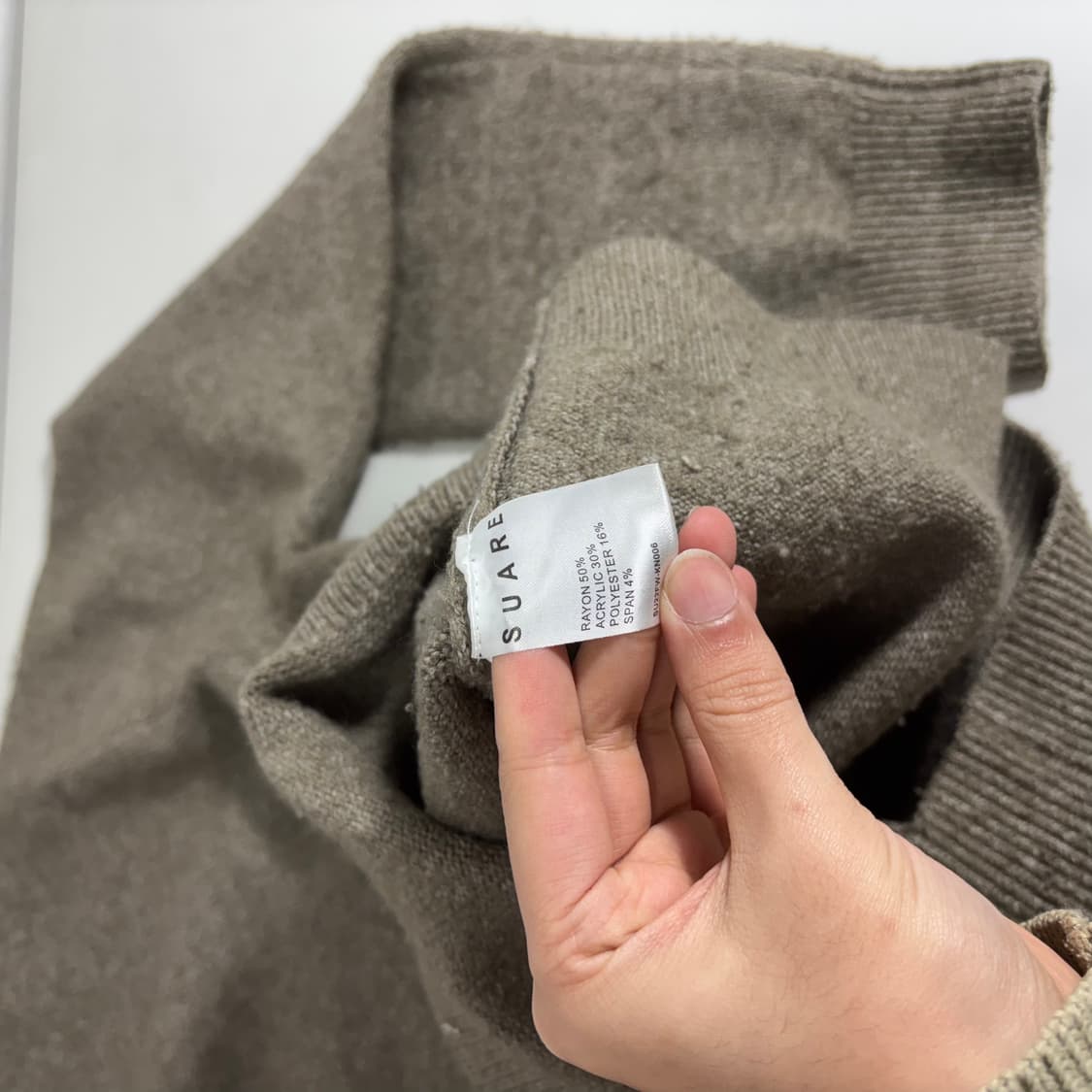 M 100 수아레 라이트브라운 루즈오버핏 라운드니트 상품이미지5