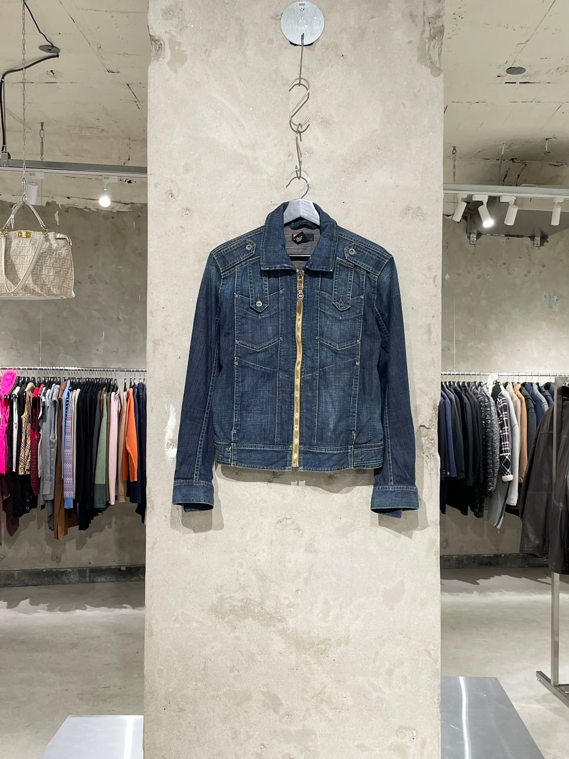 디젤 진청 y2k 레터링 워싱 바이커 데님 자켓 상품이미지2