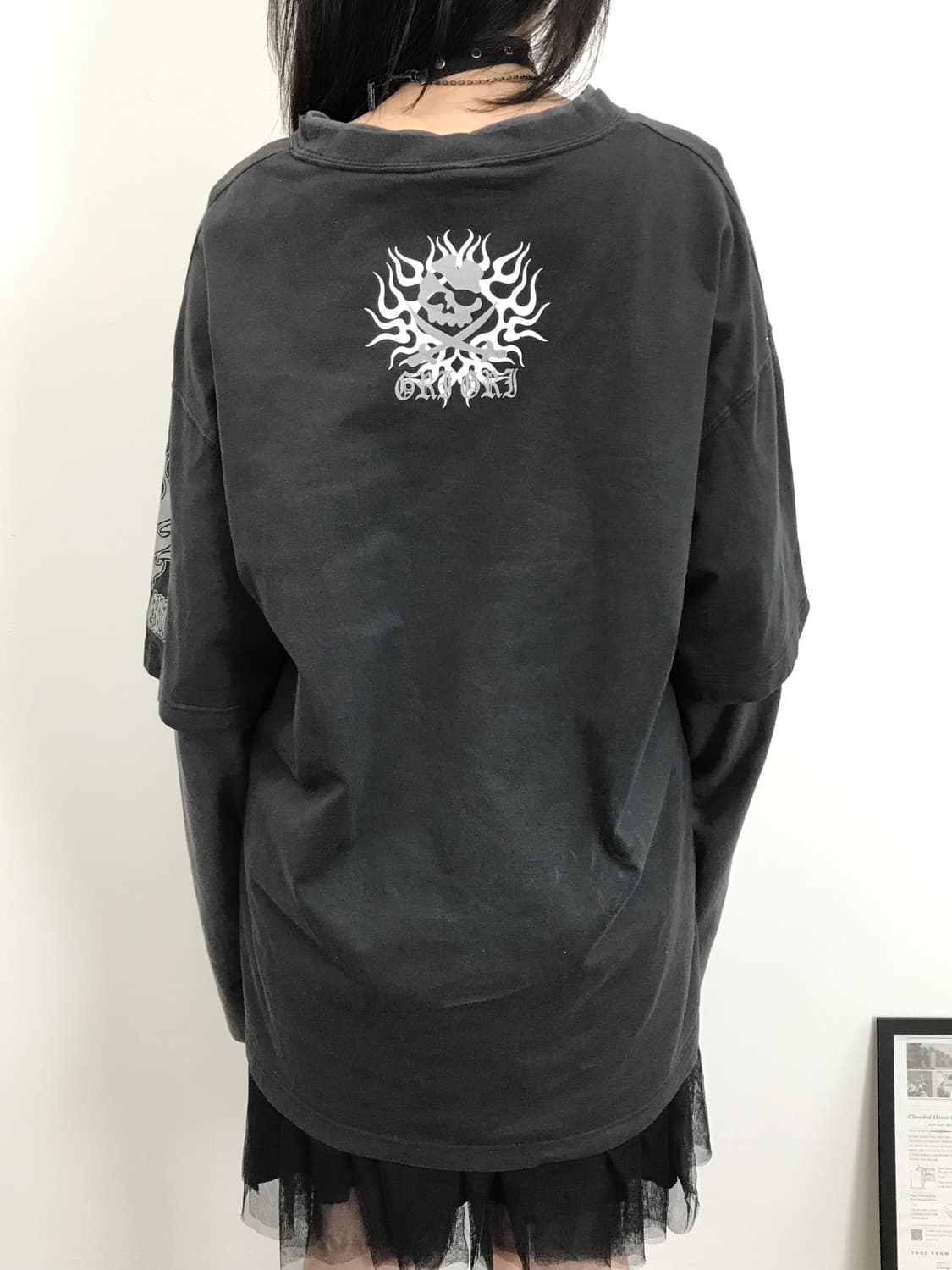 Grigri Layered Gothic Graphic Tee 상품이미지4