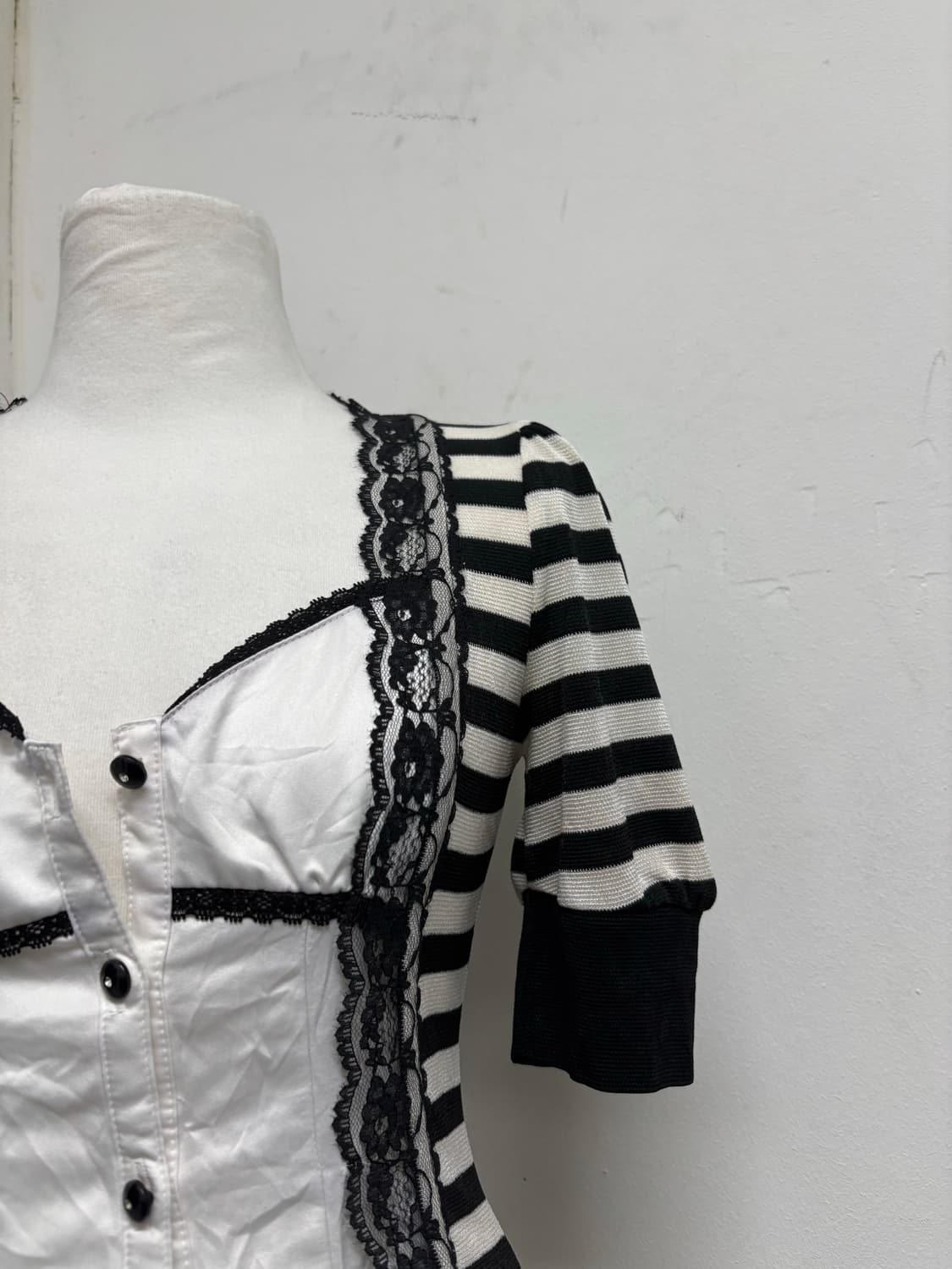 Cecil mcbee Geek Mood Lace Detail Stipe  상품이미지3