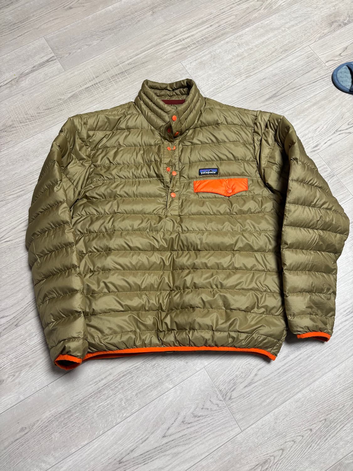 [m/하자] 파타고니아 다운 스냅티 상품이미지1