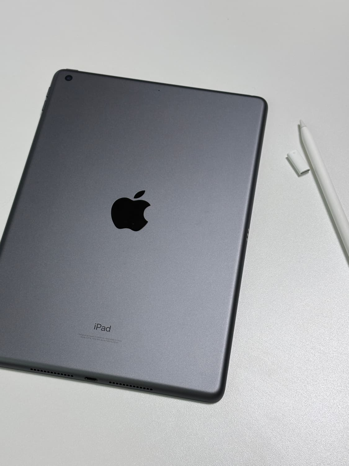 아이패드 8세대 32기가 wifi + 애플펜슬 1세대 상품이미지1