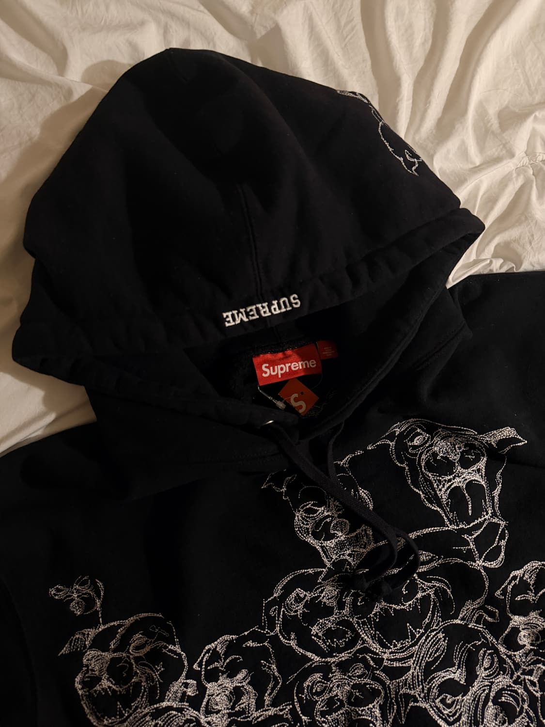 슈프림 25SS 핏불스 자수후드티 블랙 L size 상품이미지3