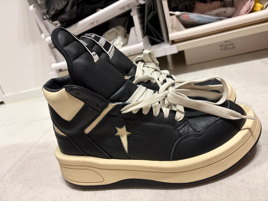 터보웨폰 1회착 275 팝니다 / 컨버스 다크쉐도우 블랙크림 상품이미지2