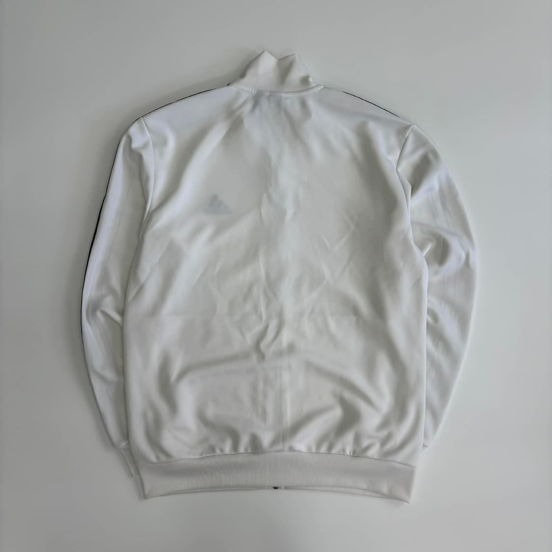 아디다스 화이트 3tripes 핀터깔 트랙탑 희귀져지(M) 상품이미지3