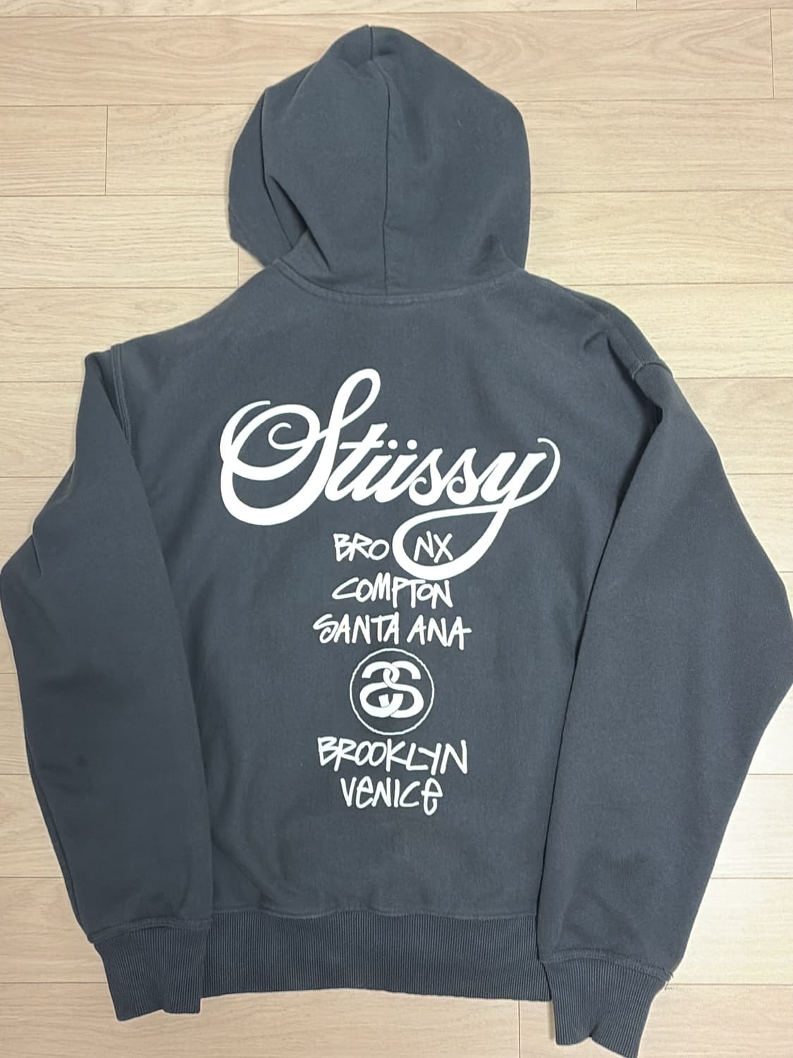 스투시 월드투어 후드 집업 블랙 2023 M사이즈 상품이미지2