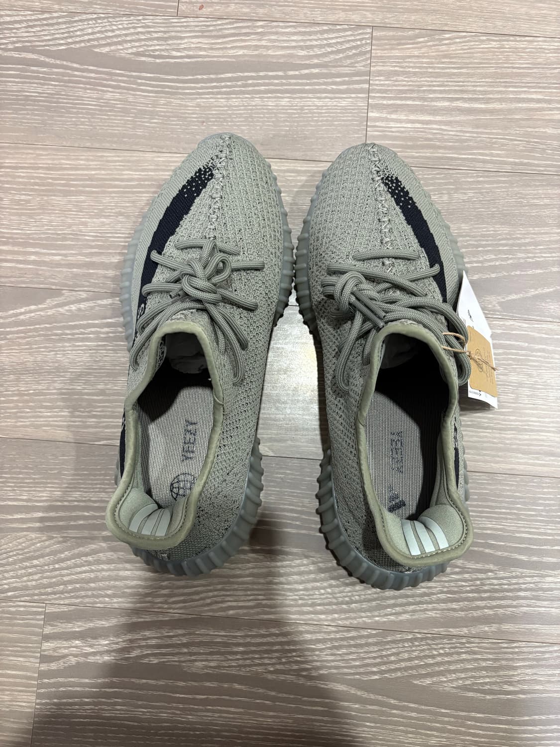 [새상품] 아디다스 이지부스트 350 V2 그래닛 코어 블랙 280 상품이미지3