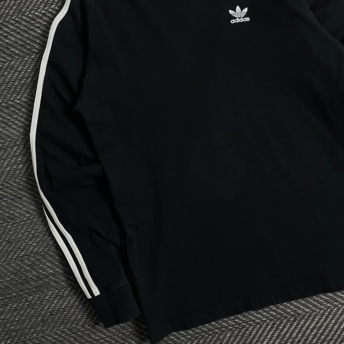 아디다스 트레포일 블랙 트랙 롱슬리브o 3357 상품이미지3