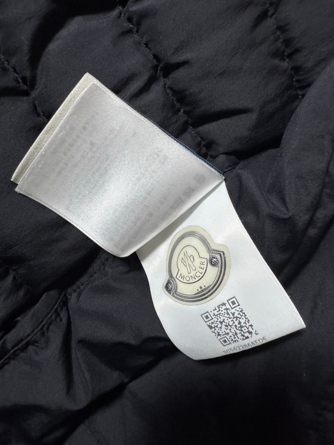 몽클레어 후드경량패딩 상품이미지4