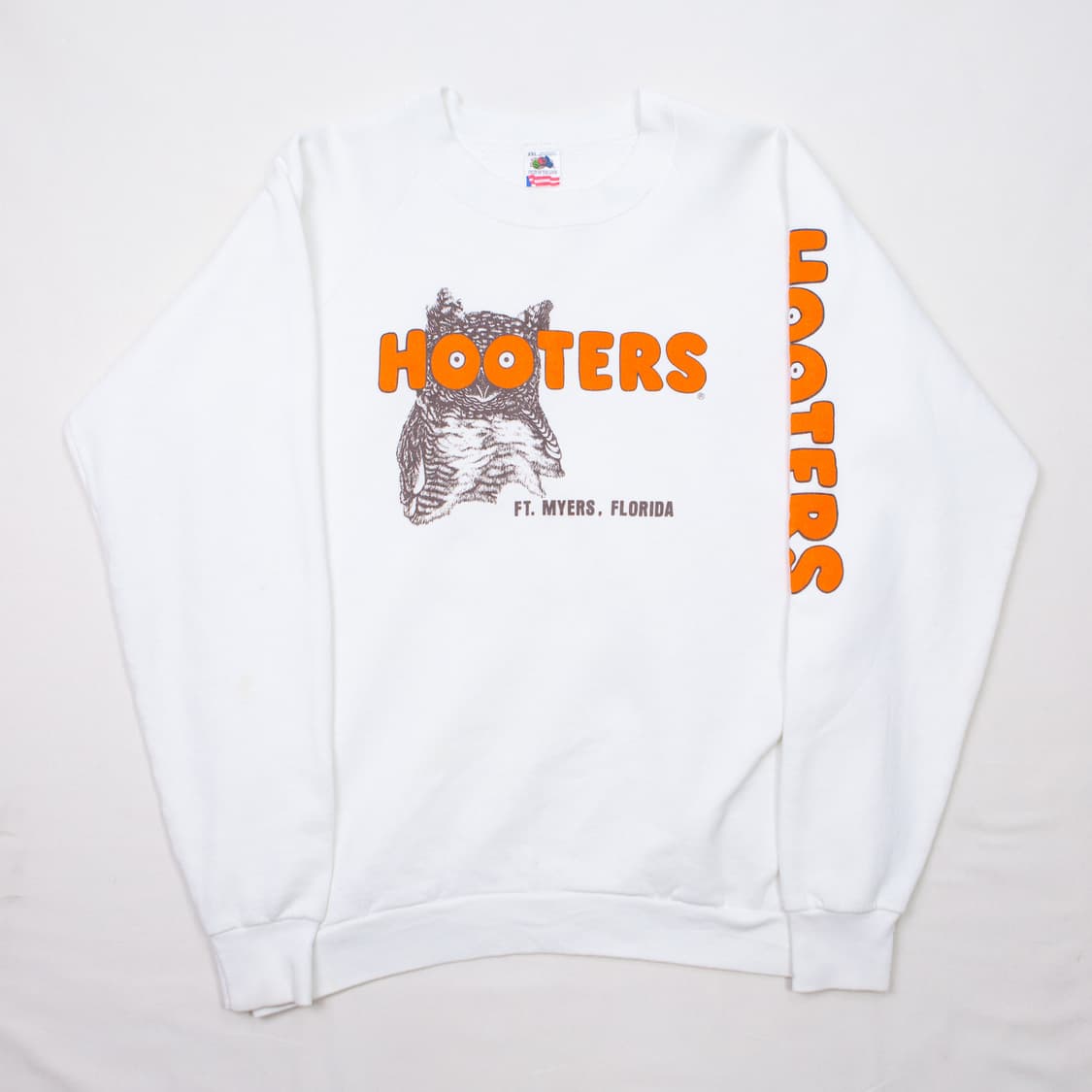 90s Hooters 스웻셔츠 상품이미지1