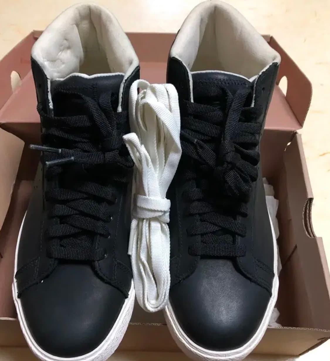 나이키 블레이저 슈프림 TZ 260 상품이미지2