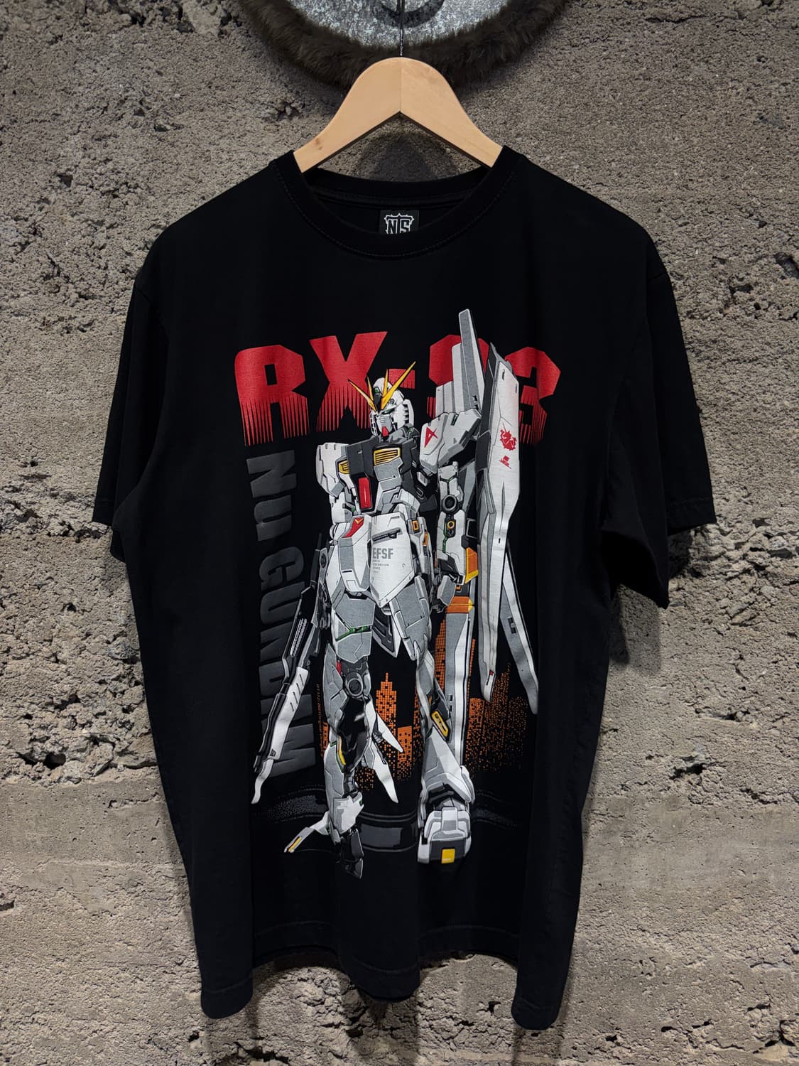 Gundam RX-93 그래픽 티셔츠 상품이미지1