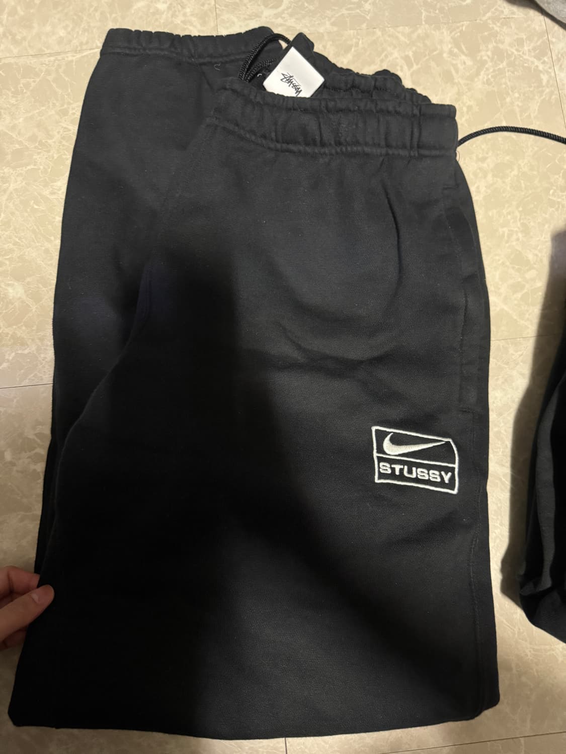 M&S사이즈 나이키 스투시 맨투맨 & 팬츠 블랙 셋업 상품이미지4