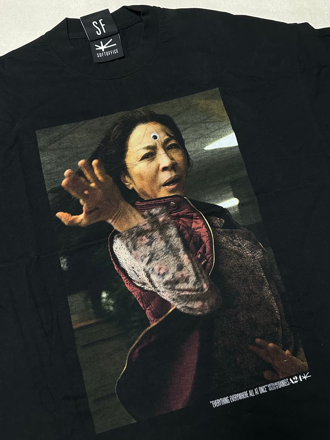 소프트오피스 EVERYTHING EVERYWHERE ALL AT ONCE 상품이미지1