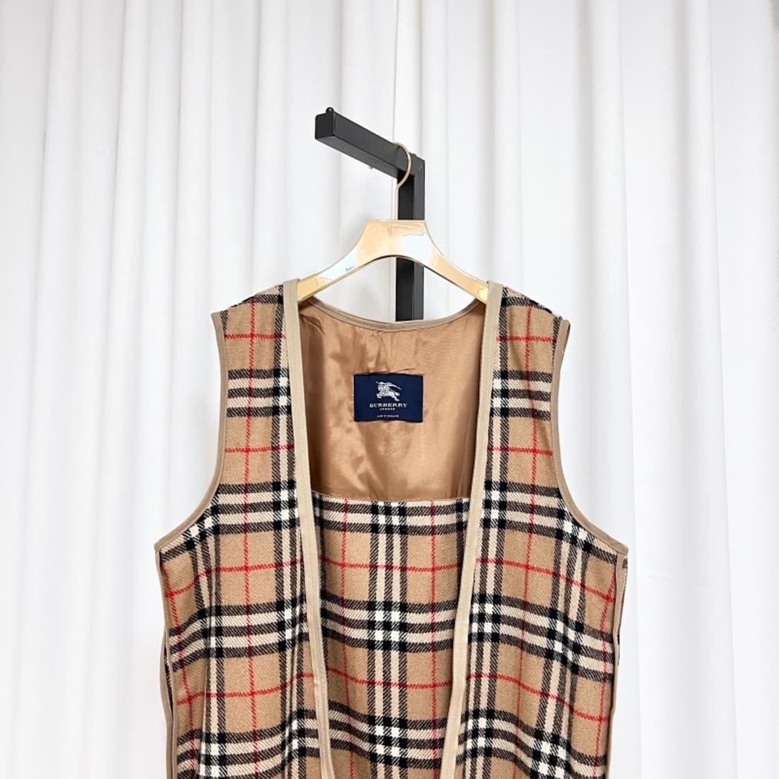 정품 버버리 베이지 코트 내피 상품이미지2