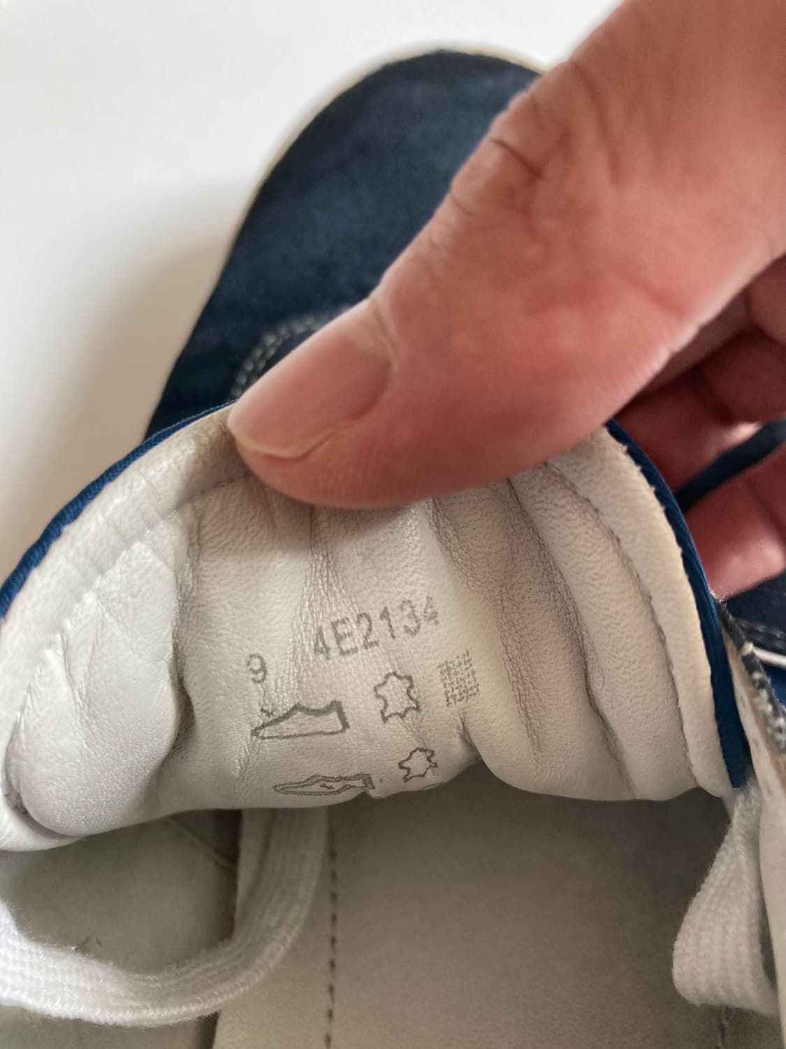 Sneakers : 270 상품이미지8