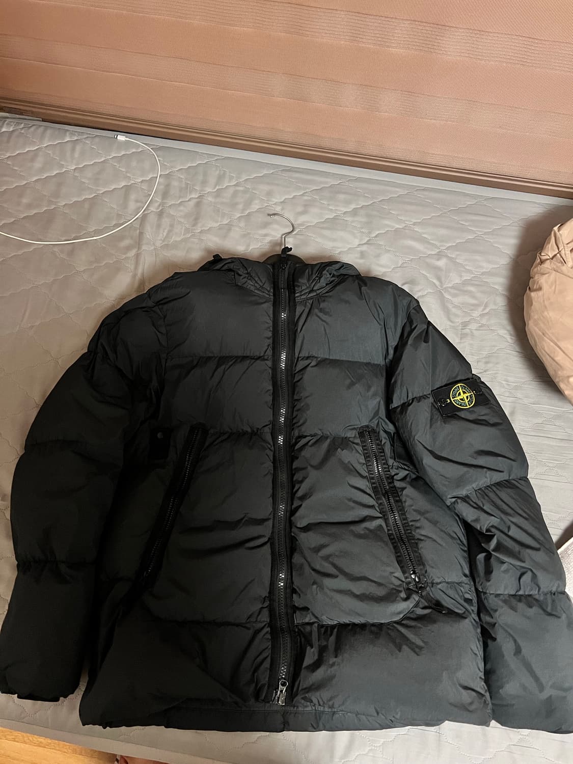 21fw 스톤아일랜드 크링클랩스 숏패딩 XL 블랙 상품이미지1