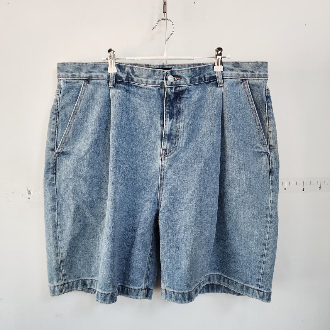  무신사 스탠다드 청 데님 반바지 상품이미지1