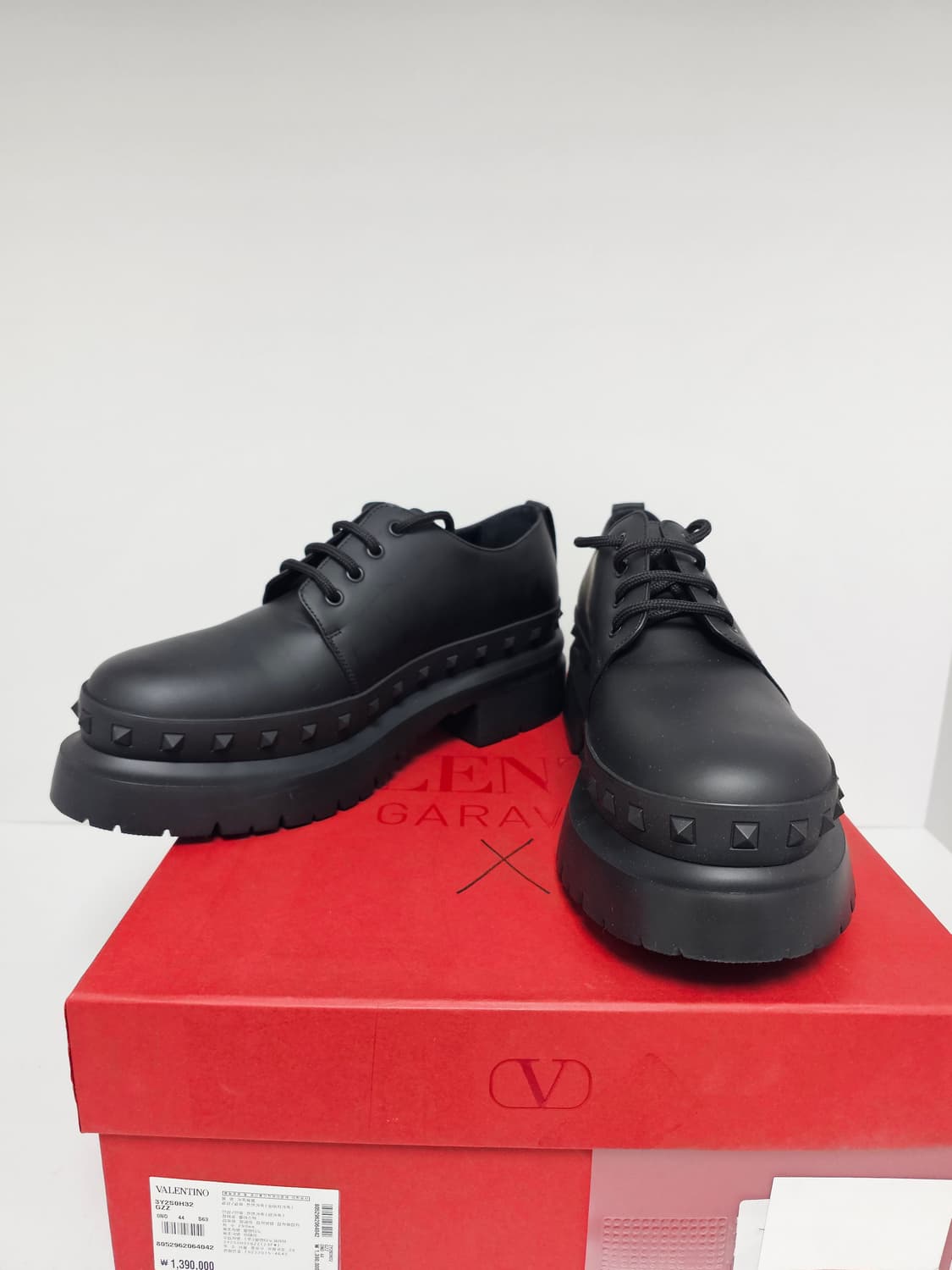 새상품 발렌티노 락스터드 남성 더비슈즈 블랙 44(국내매장판) 상품이미지3