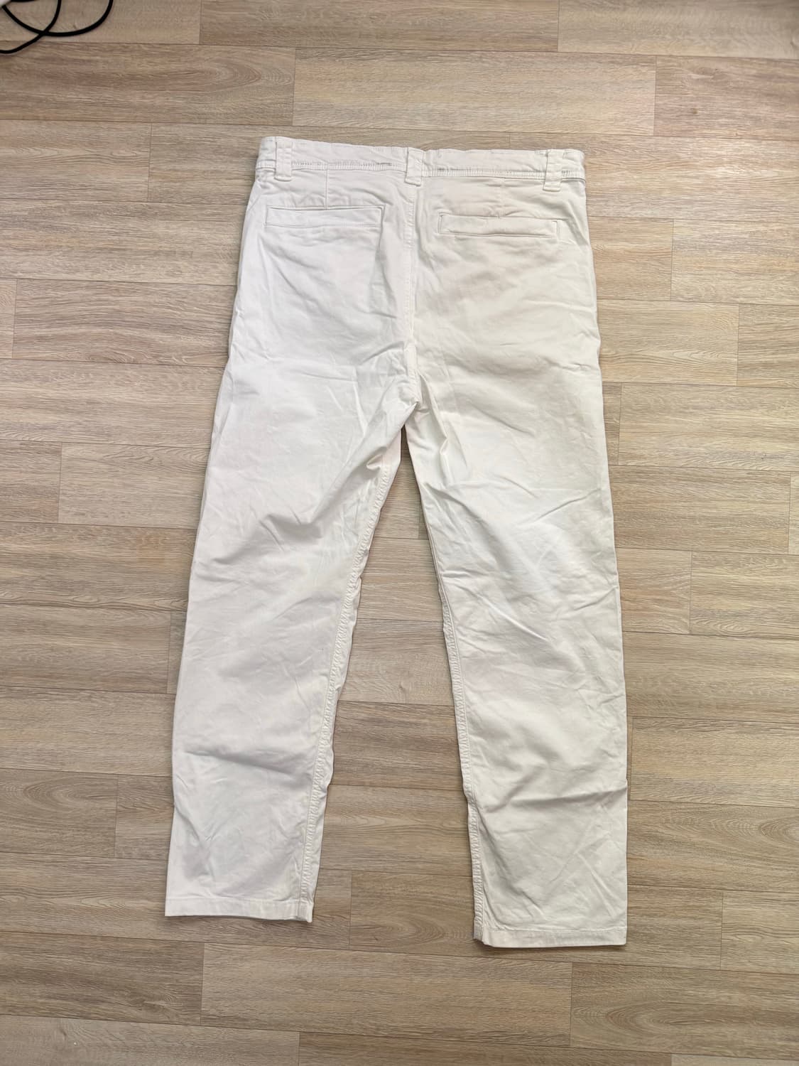 자라 화이트 팬츠 슬림 스케이터 핏 상품이미지3