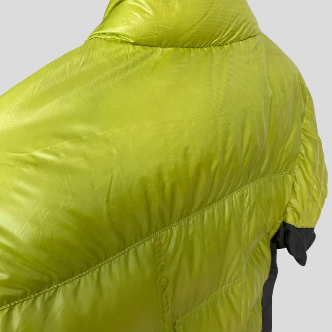 (M)TIGORA 티고라 반팔 패딩 자켓 상품이미지9