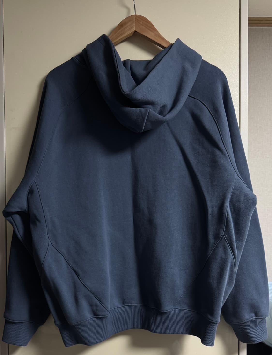 산산기어 23fw 래글런 후디 네이비 1사이즈 (수수료 무료) 상품이미지4