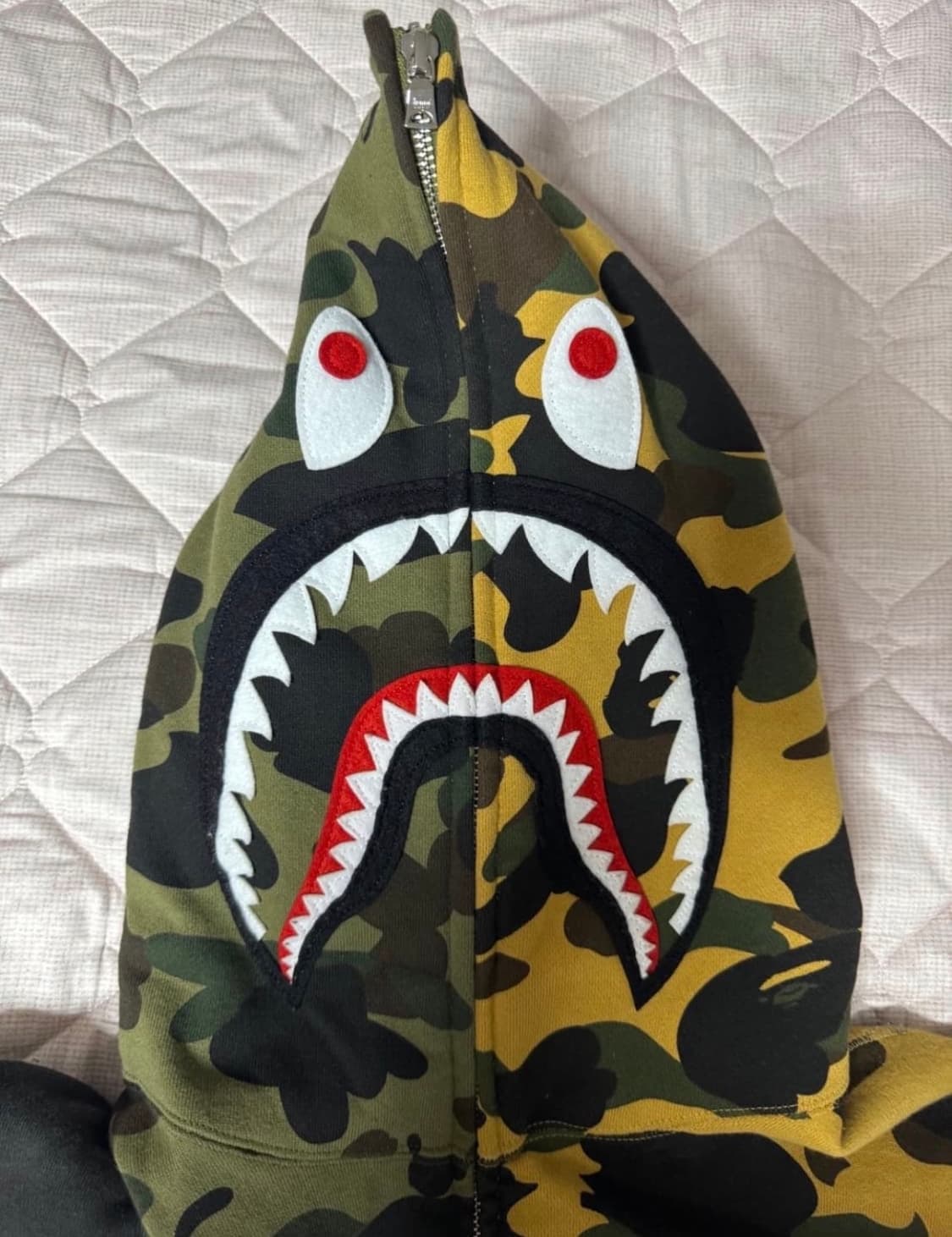 베이프 황계/녹계 샤크후드 L  상품이미지1