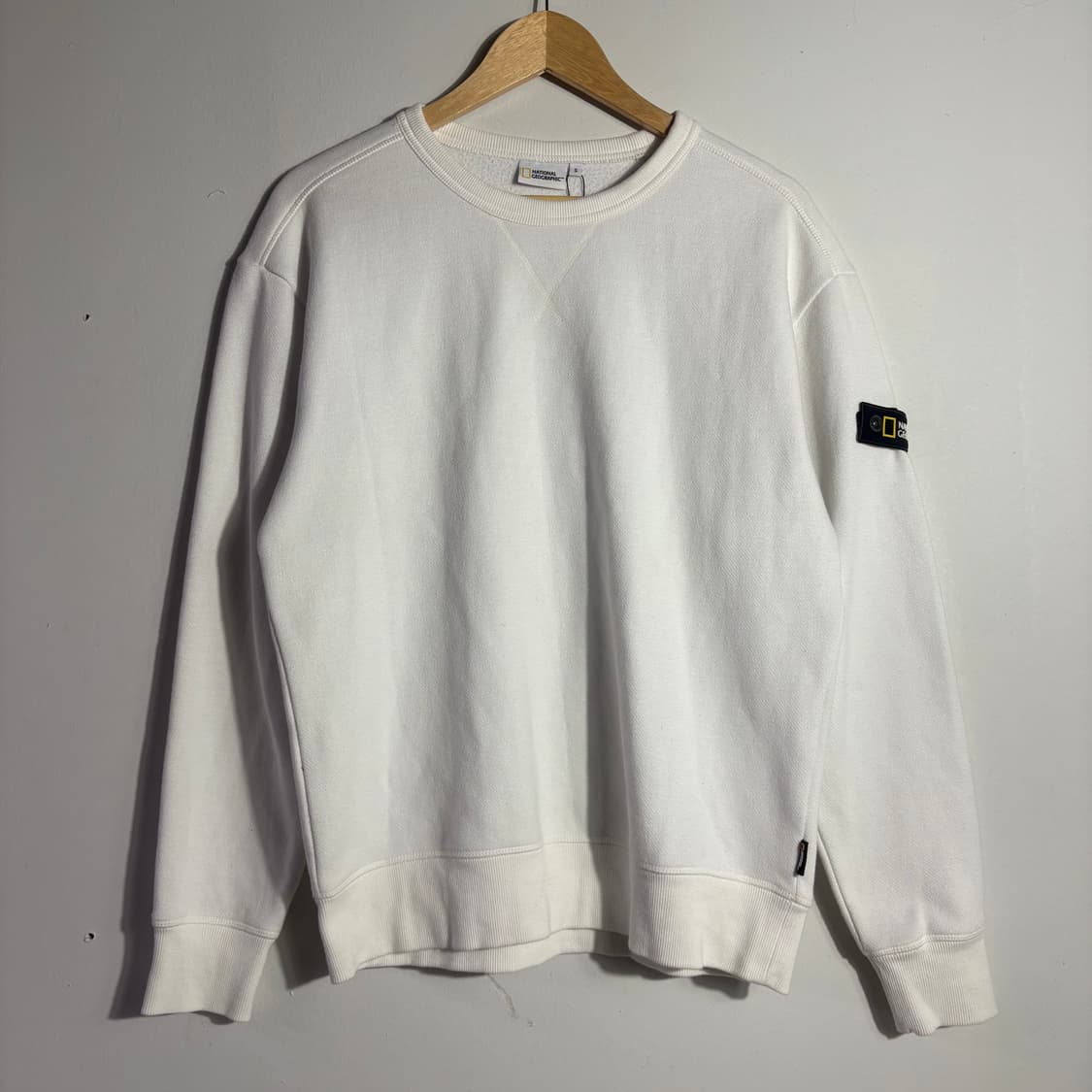 내셔널지오그래픽 로고 맨투맨 스웨트셔츠 (무료배송) 상품이미지1