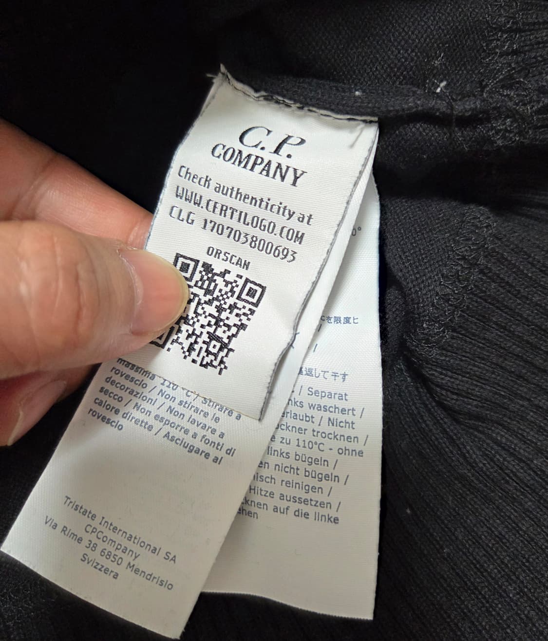 씨피컴퍼니 렌즈 와펜 니트 상품이미지8