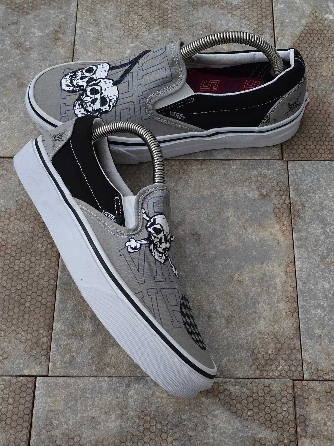 (235)반스 스컬 레터링 슬립온 상품이미지6