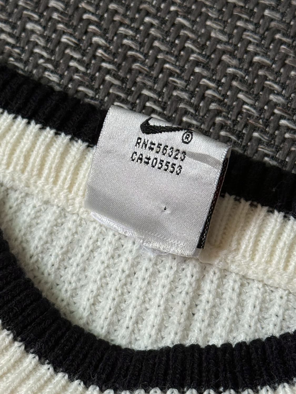 올드 나이키 스펠아웃 아크릴 스웨터 (105) 상품이미지4