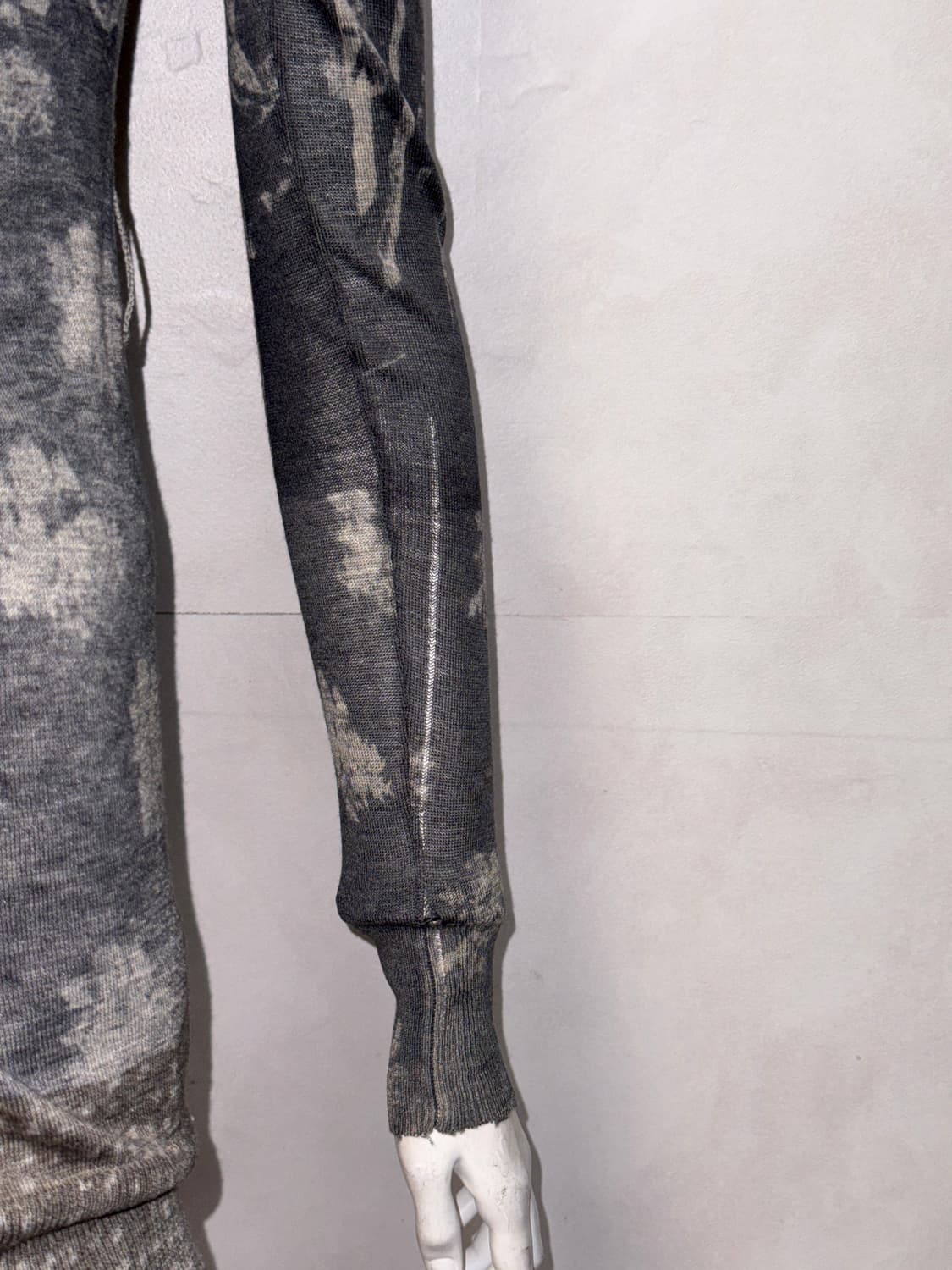 DIESEL BLACK GOLD charcoal floral 가디건 상품이미지9