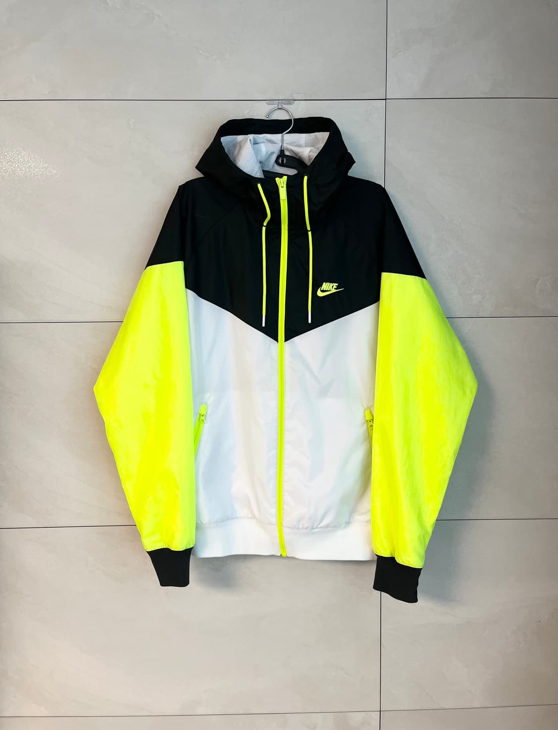 [해외/M] 나이키 NSW 윈드러너 후드 바람막이 상품이미지1