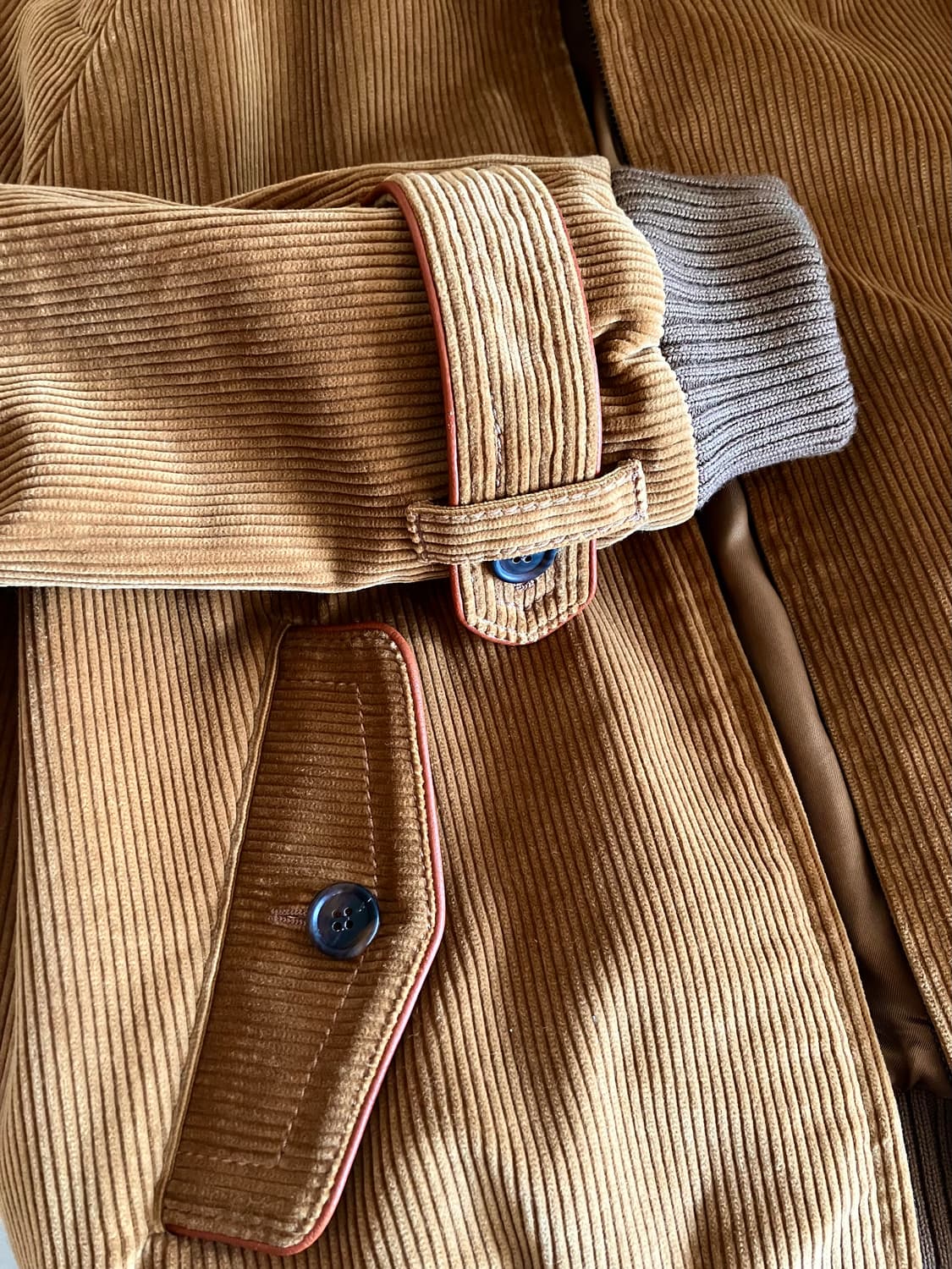 프라다 코듀로이 봄버자켓 상품이미지9