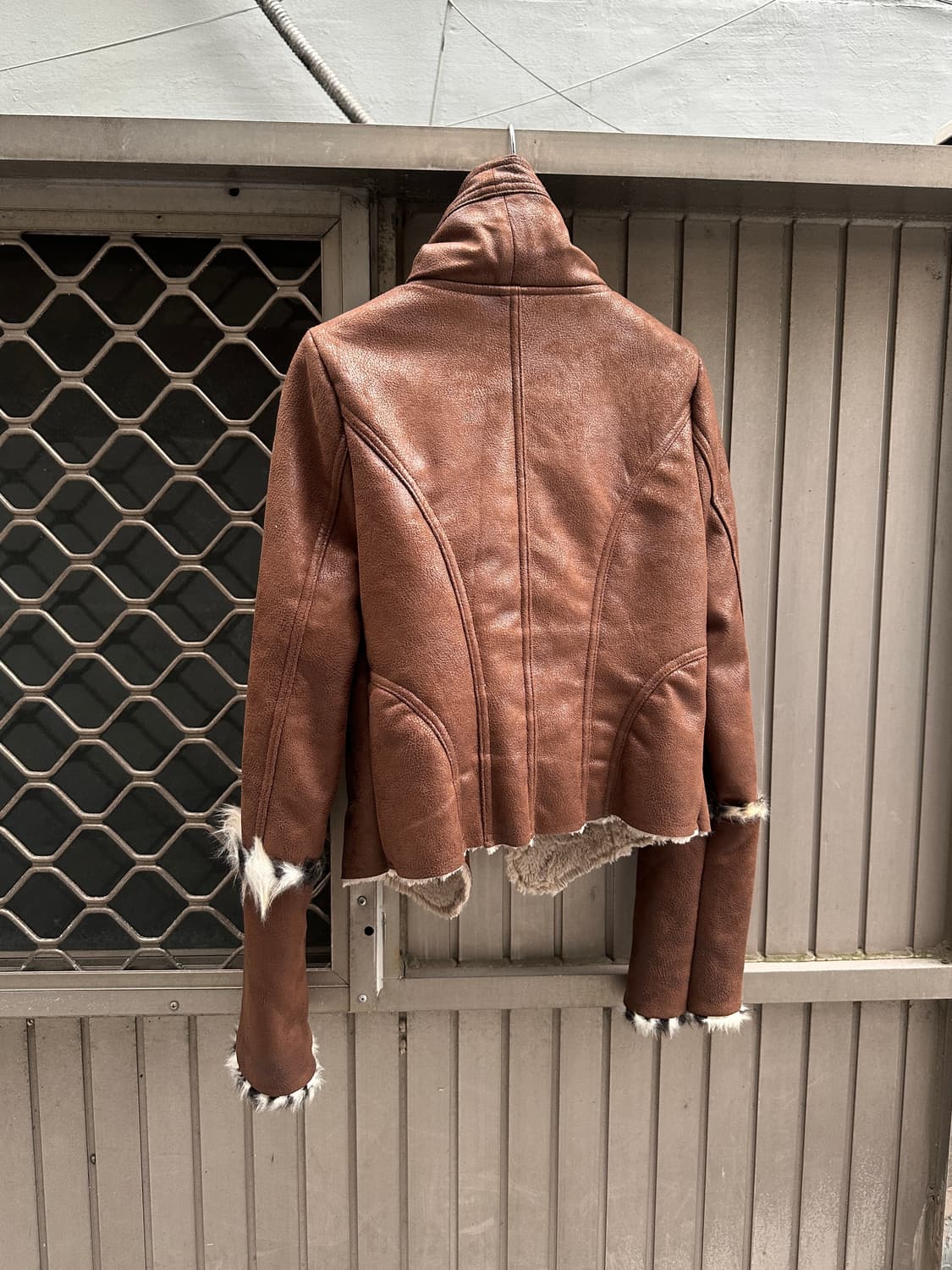  Leather high neck fur trimming jacket 상품이미지6
