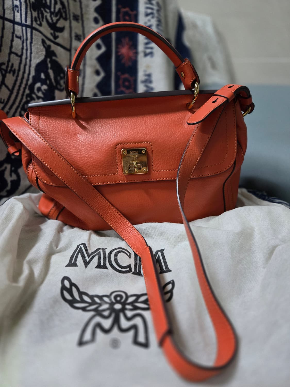 MCM 소가죽 오랜지 토드&크로스백 상품이미지1