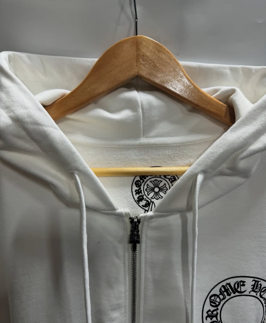 크롬하츠 홀스슈 빅로고 후드집업 상품이미지3