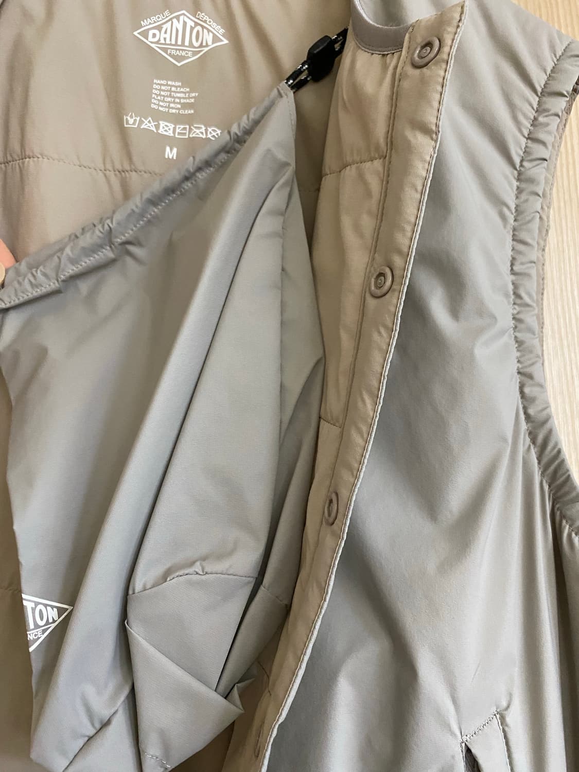 단톤 인슐레이션 베스트 토프 M 새상품 상품이미지10