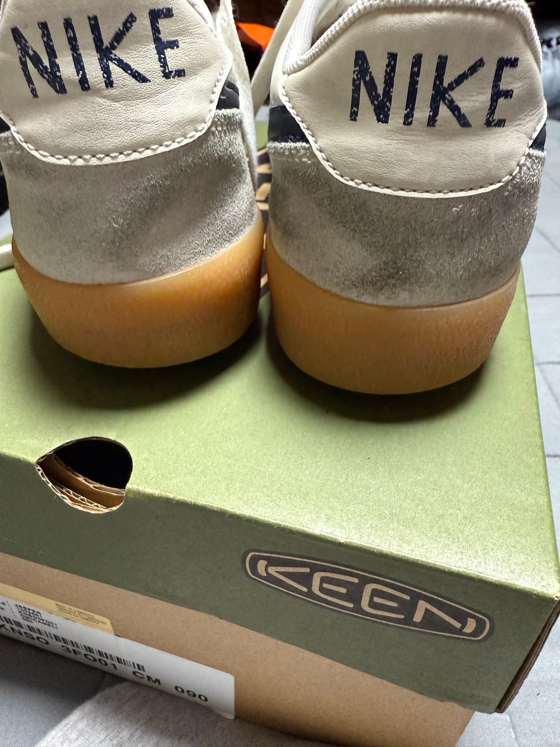 나이키 킬샷 275 상품이미지4