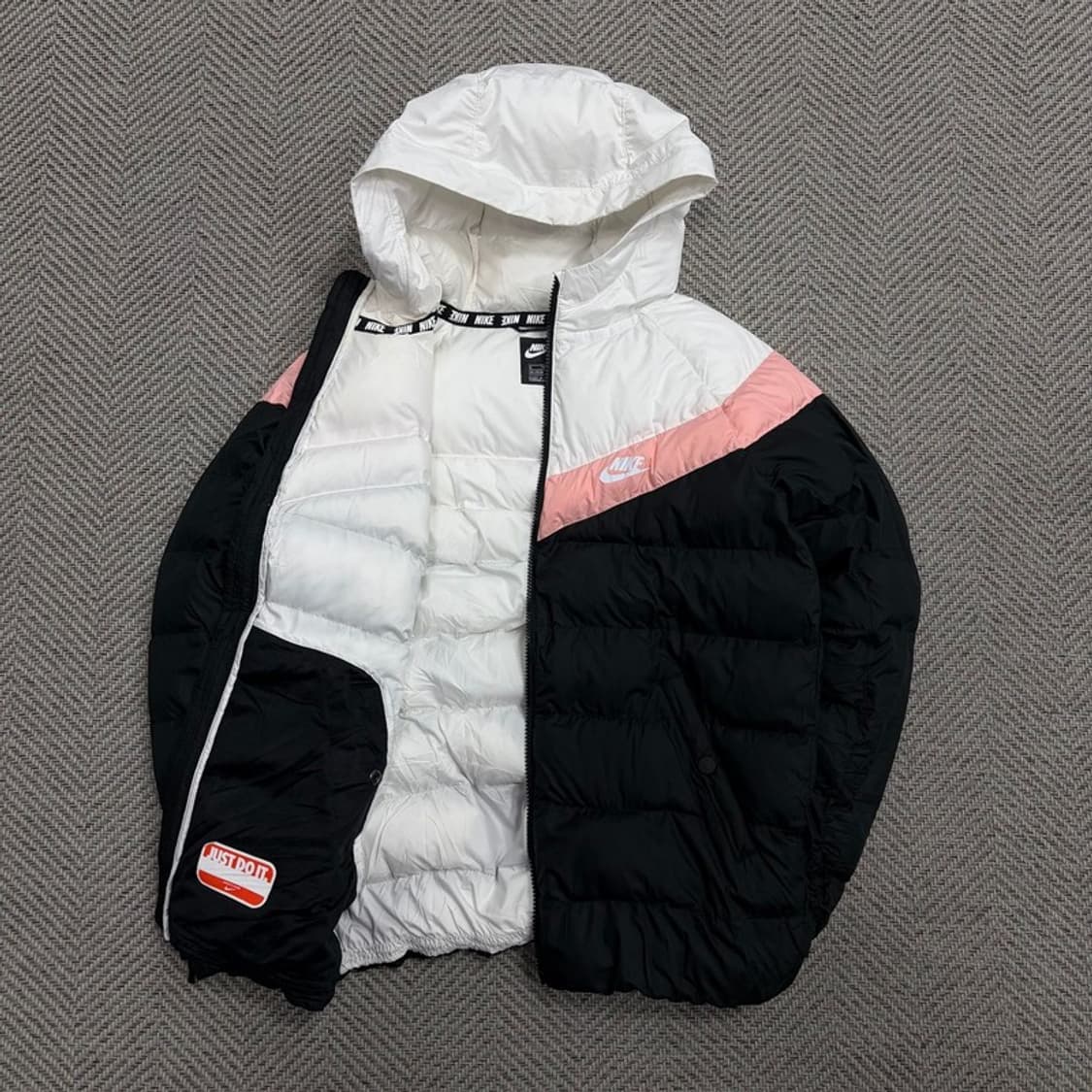나이키 배색 후드 패딩 v1573 상품이미지3